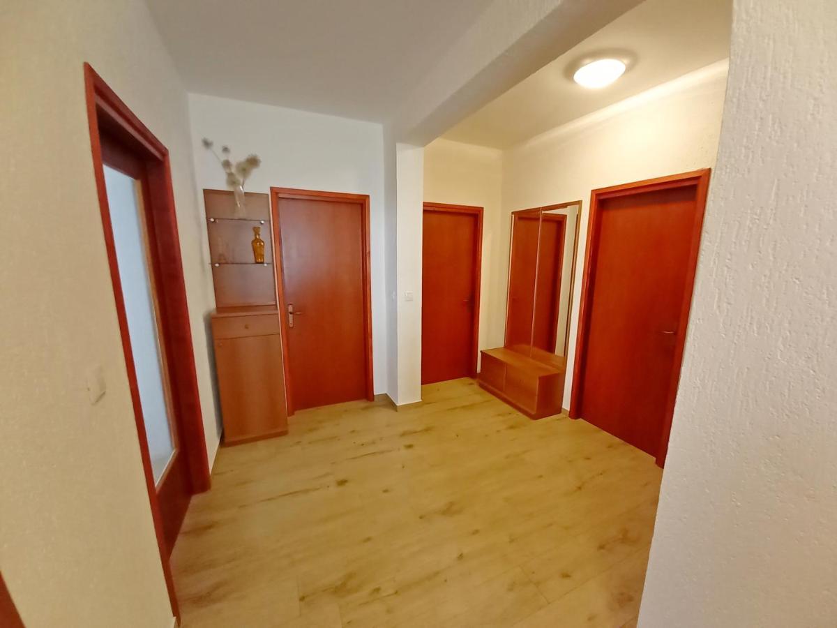 Apartments Tina & Denis Пула Екстер'єр фото