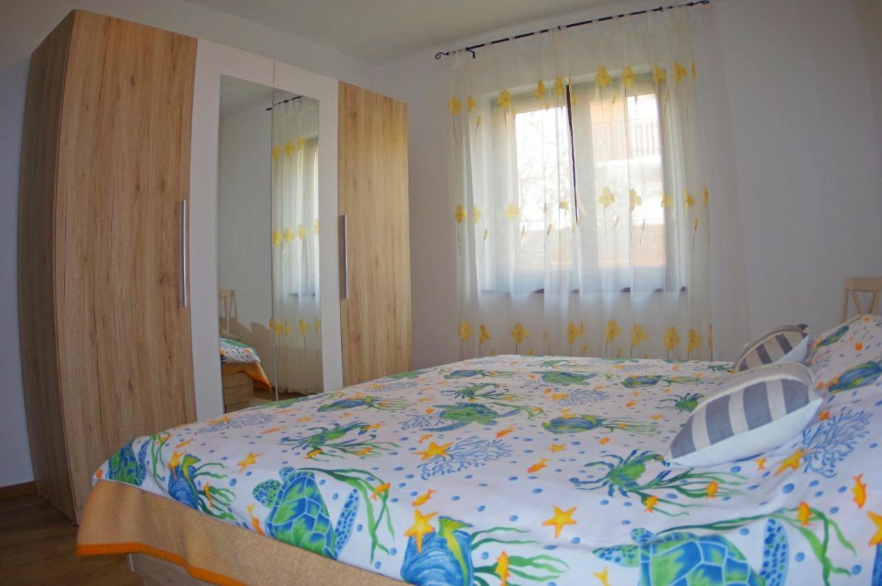 Apartments Tina & Denis Пула Екстер'єр фото